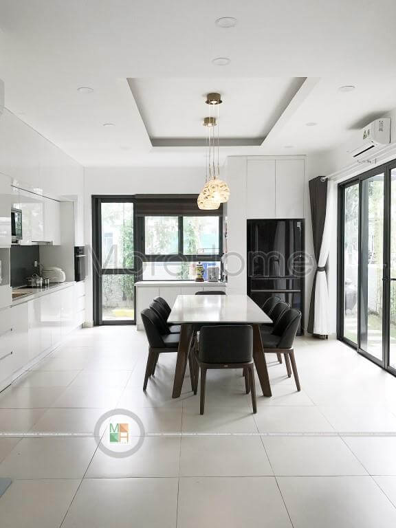 Thiết kế thi công nội thất phòng ăn kết hợp phòng bếp hiện đại Thi công nội thất biệt thự